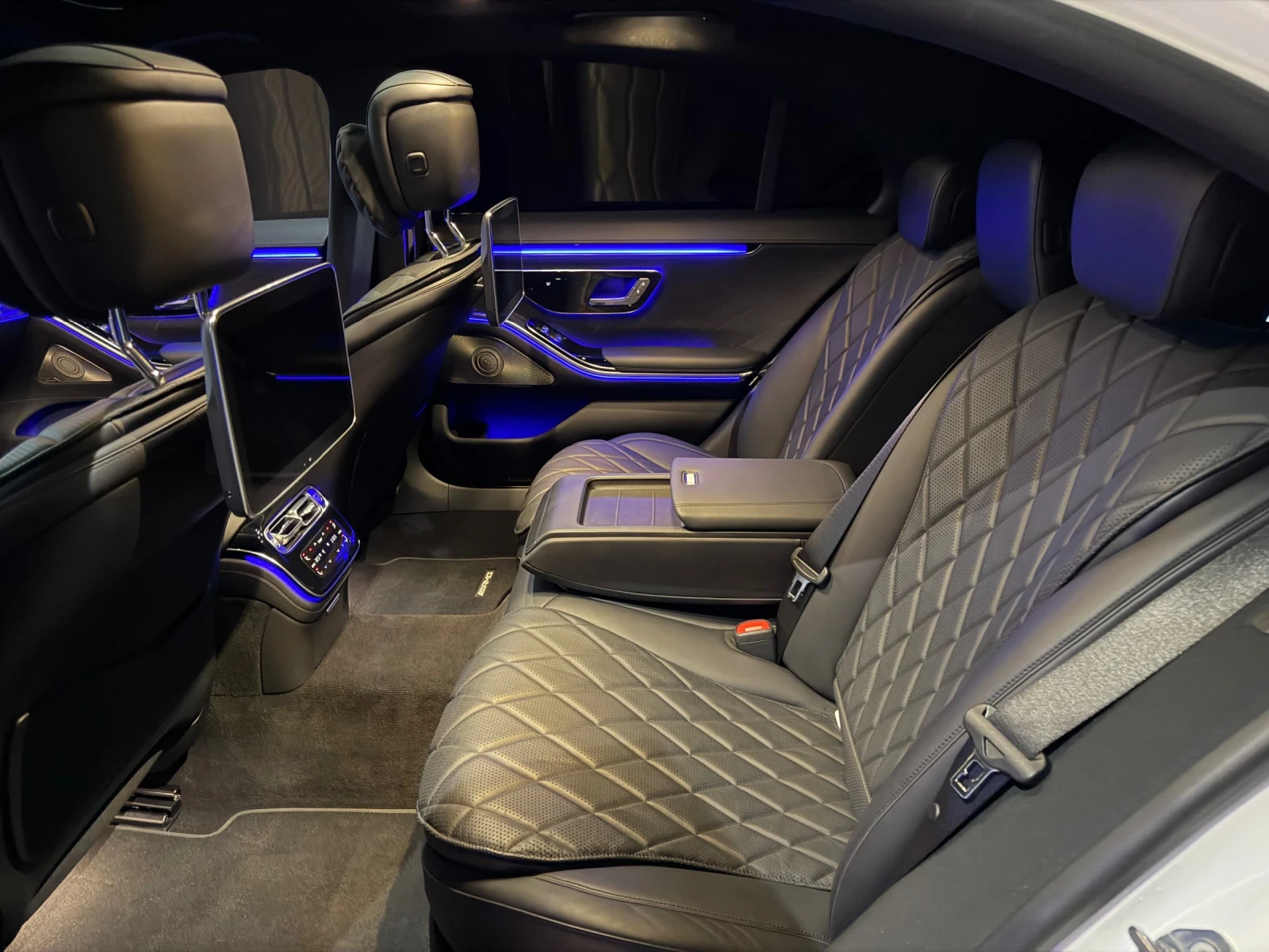 Mercedes-Benz S 400 d AMG L 4M, снимка 8 - Автомобили и джипове - 54589817