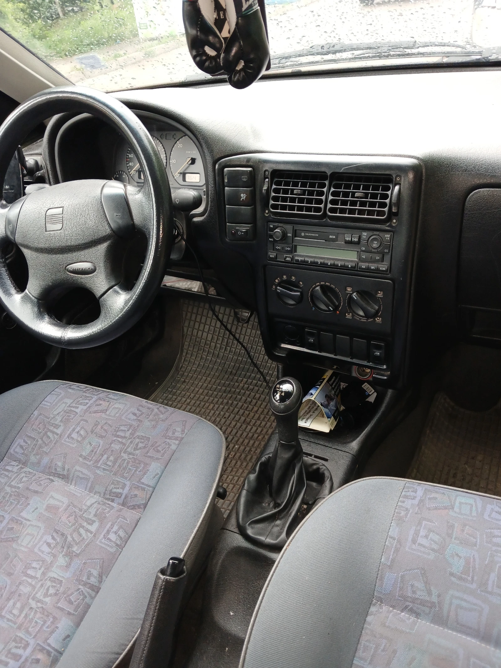 Seat Ibiza, снимка 9 - Автомобили и джипове - 54794717