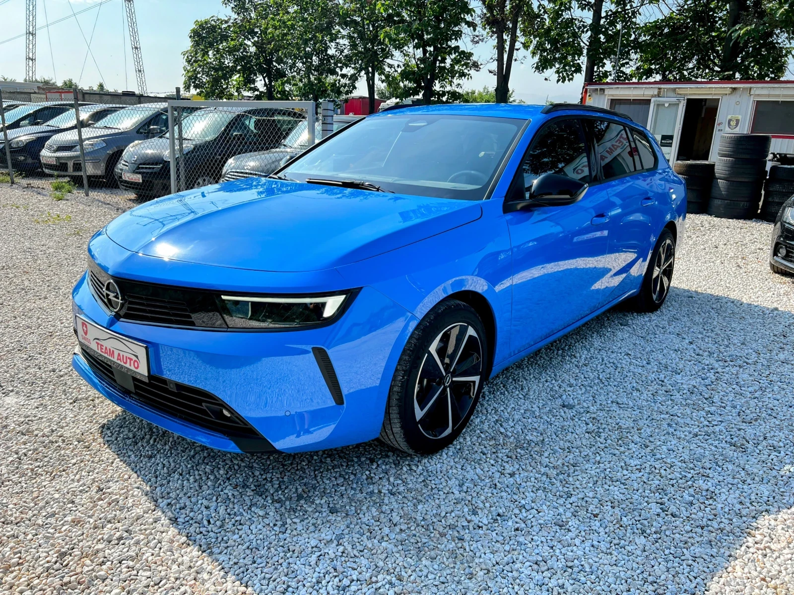 Opel Astra 9700км.-ГАРАНЦИЯ(05.2027)-ЛИЗИНГ, снимка 2 - Автомобили и джипове - 54798130