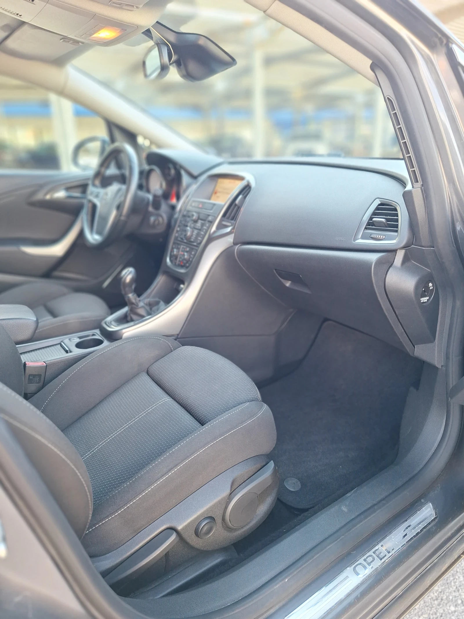 Opel Astra 2.0cdti 165кс, снимка 14 - Автомобили и джипове - 54857022