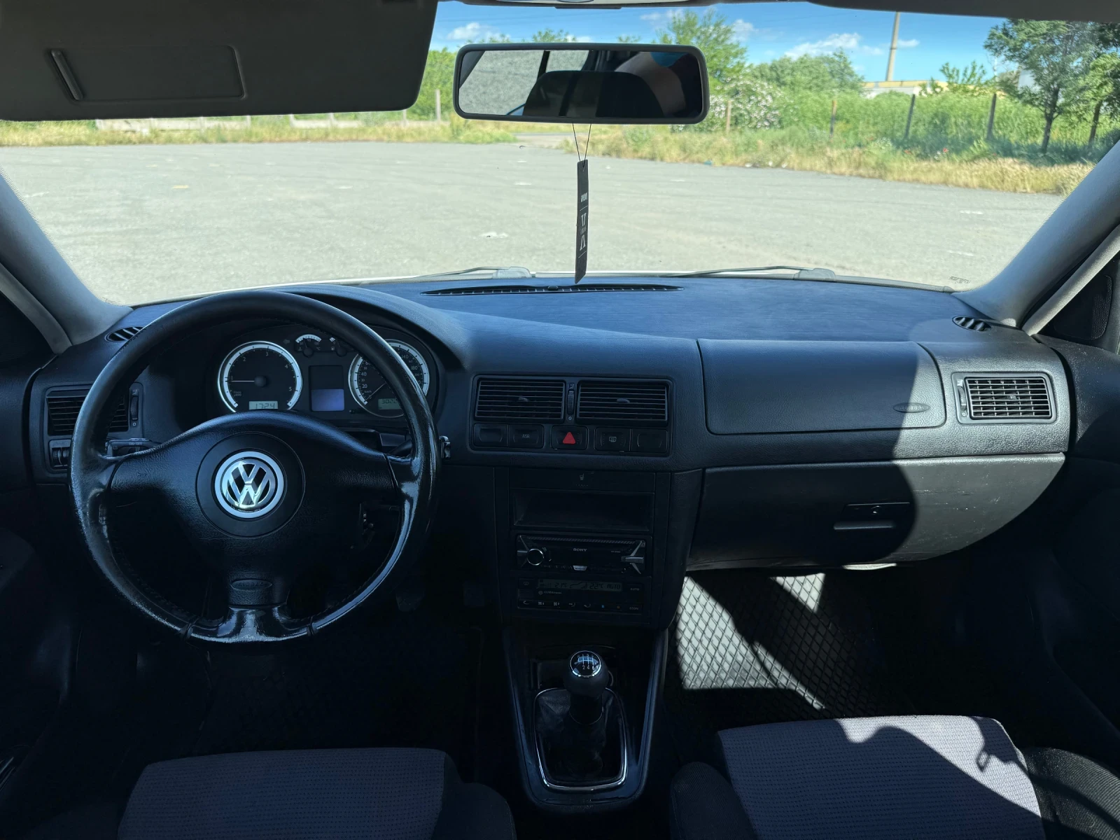 VW Golf 1.9tdi 131 6ск., снимка 8 - Автомобили и джипове - 54901581