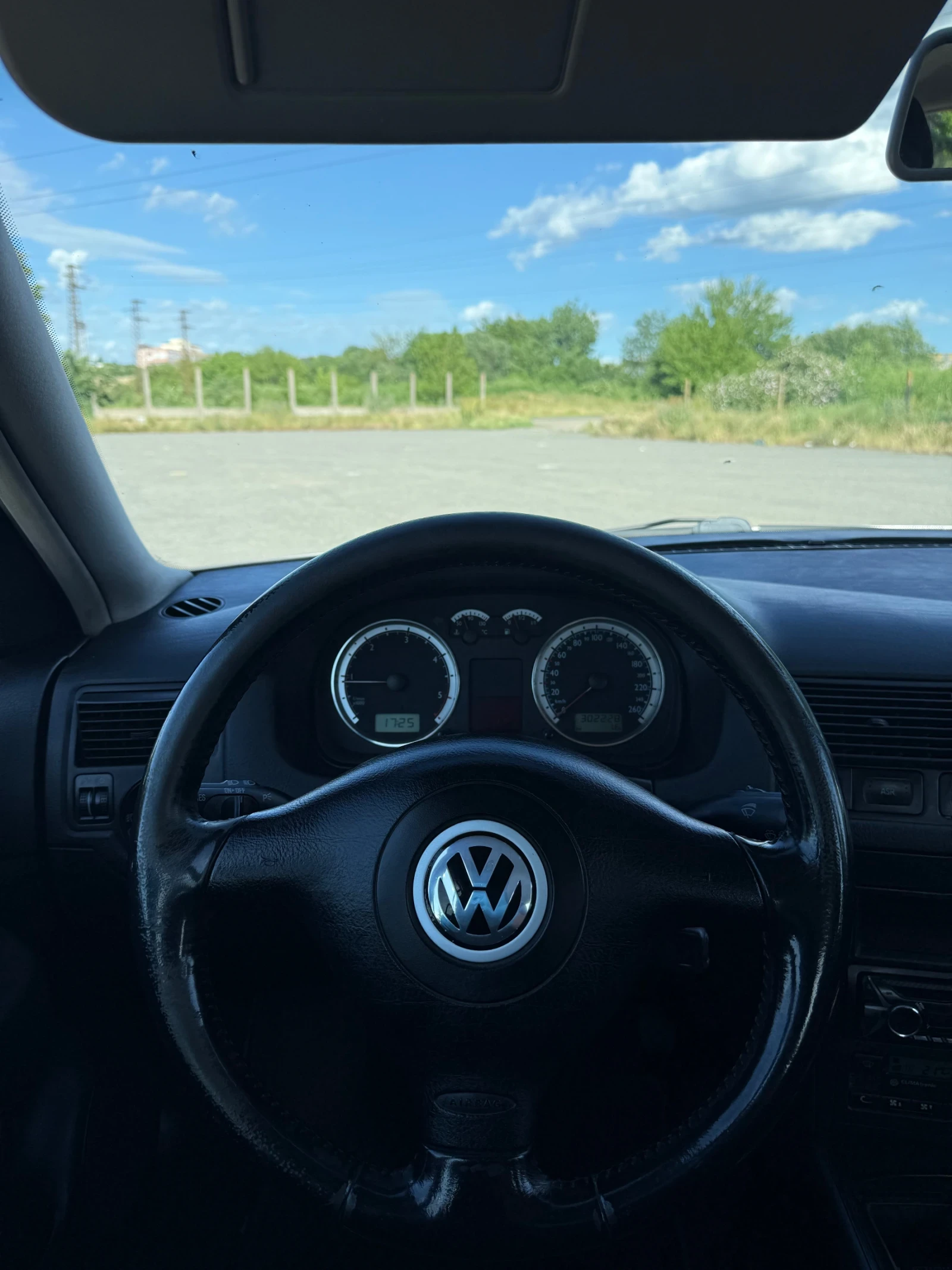 VW Golf 1.9tdi 131 6ск., снимка 10 - Автомобили и джипове - 54901581