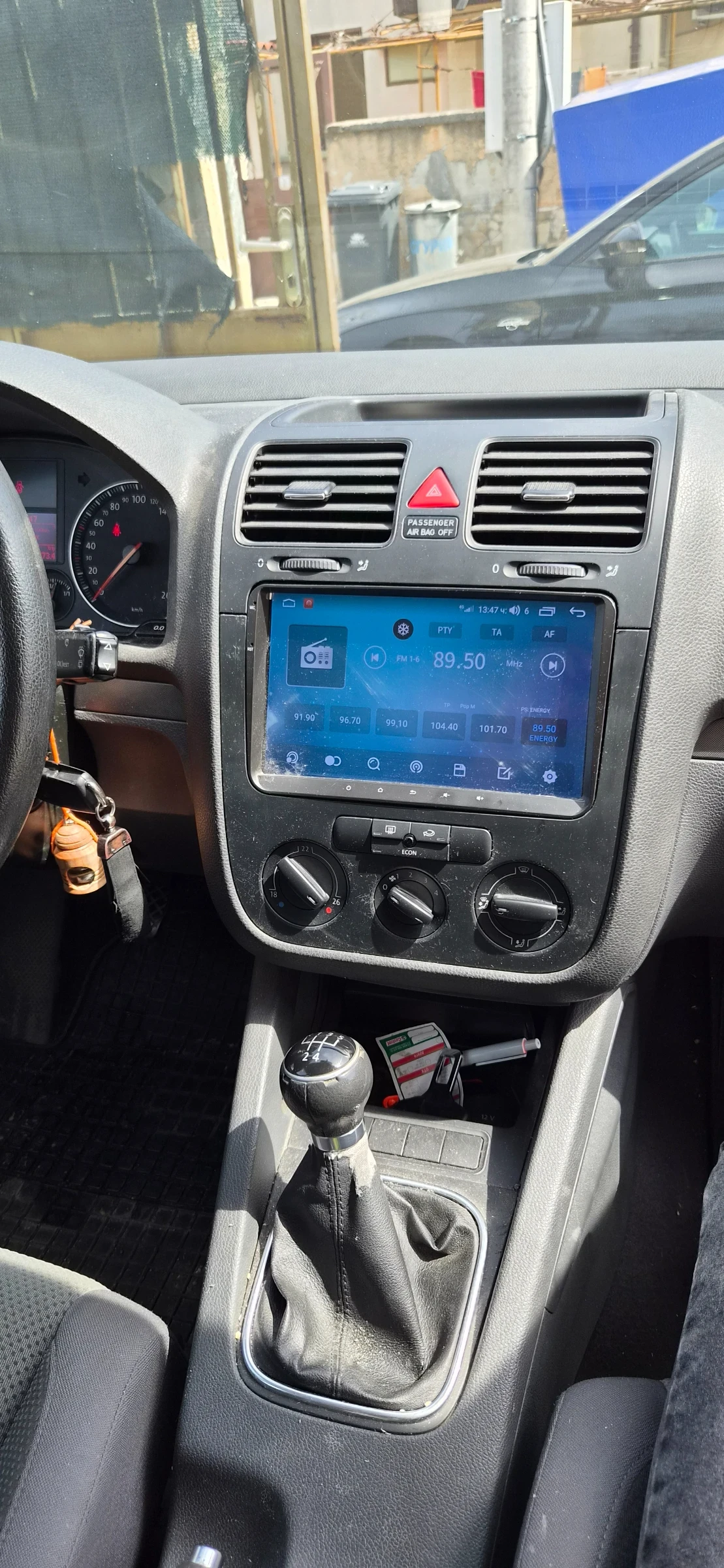 VW Golf 1.9 TDI, снимка 3 - Автомобили и джипове - 54976876