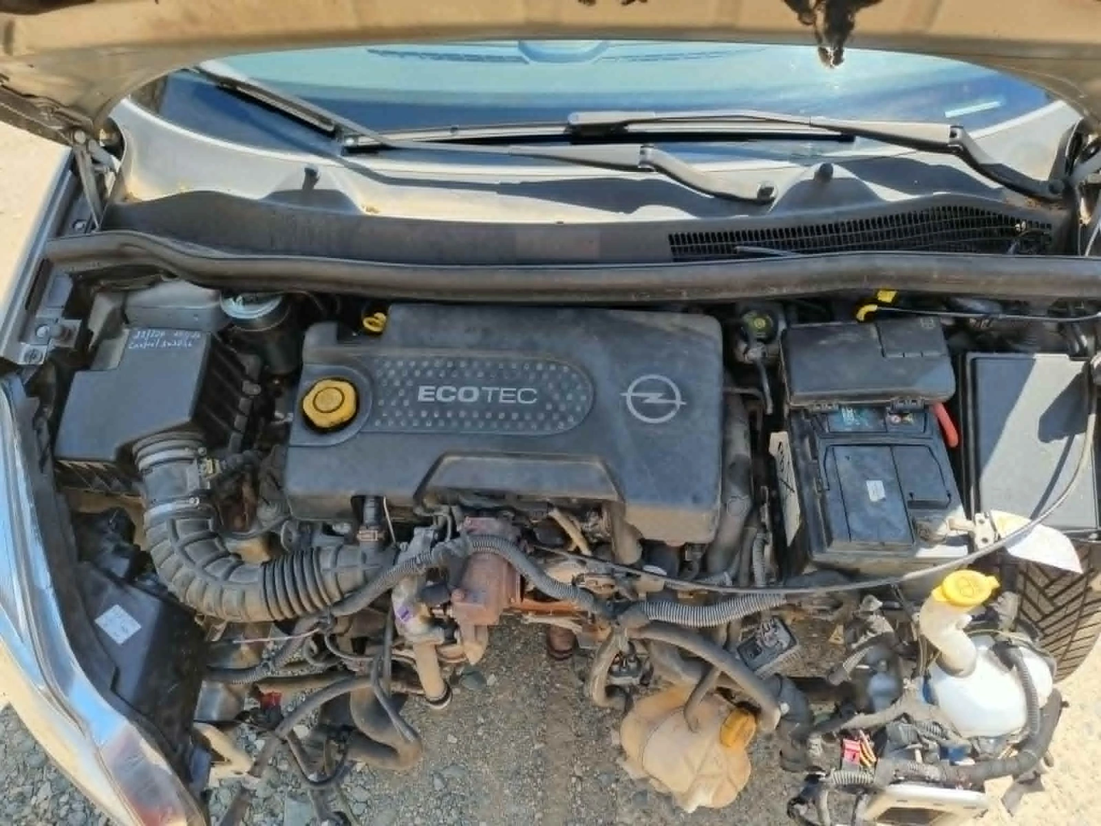 Opel Corsa 1.3 CDTI /Фейс/Нови гуми 16, снимка 3 - Автомобили и джипове - 55097178
