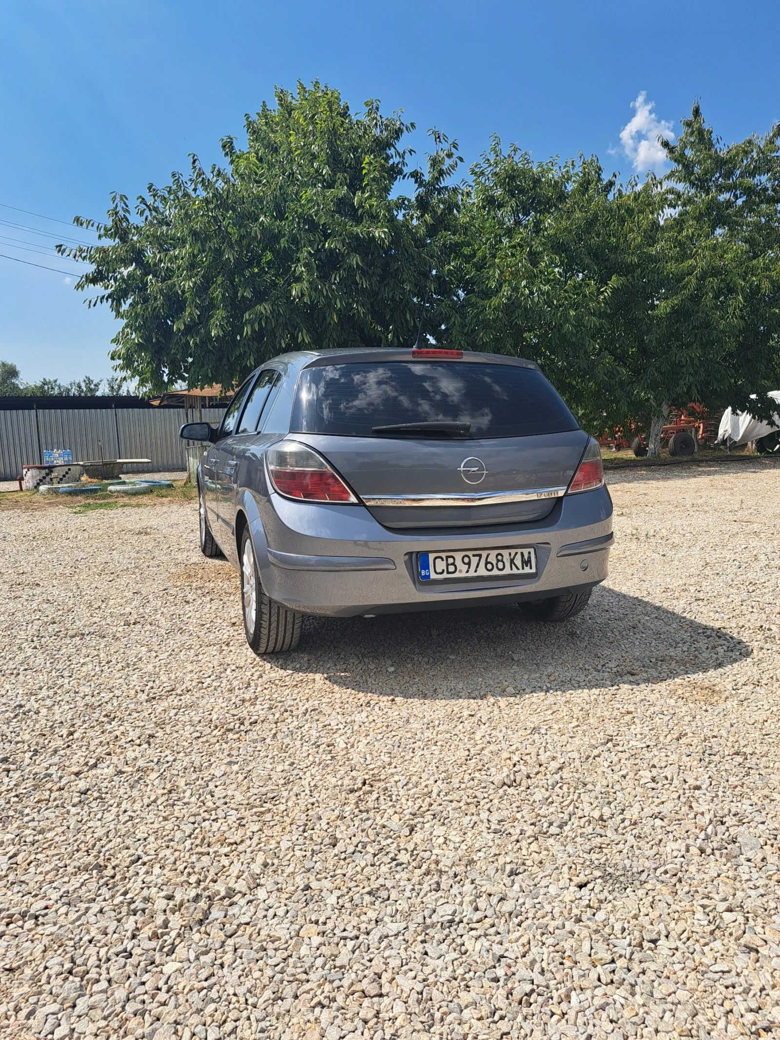 Opel Astra  1.7 CDTI, снимка 3 - Автомобили и джипове - 55799925