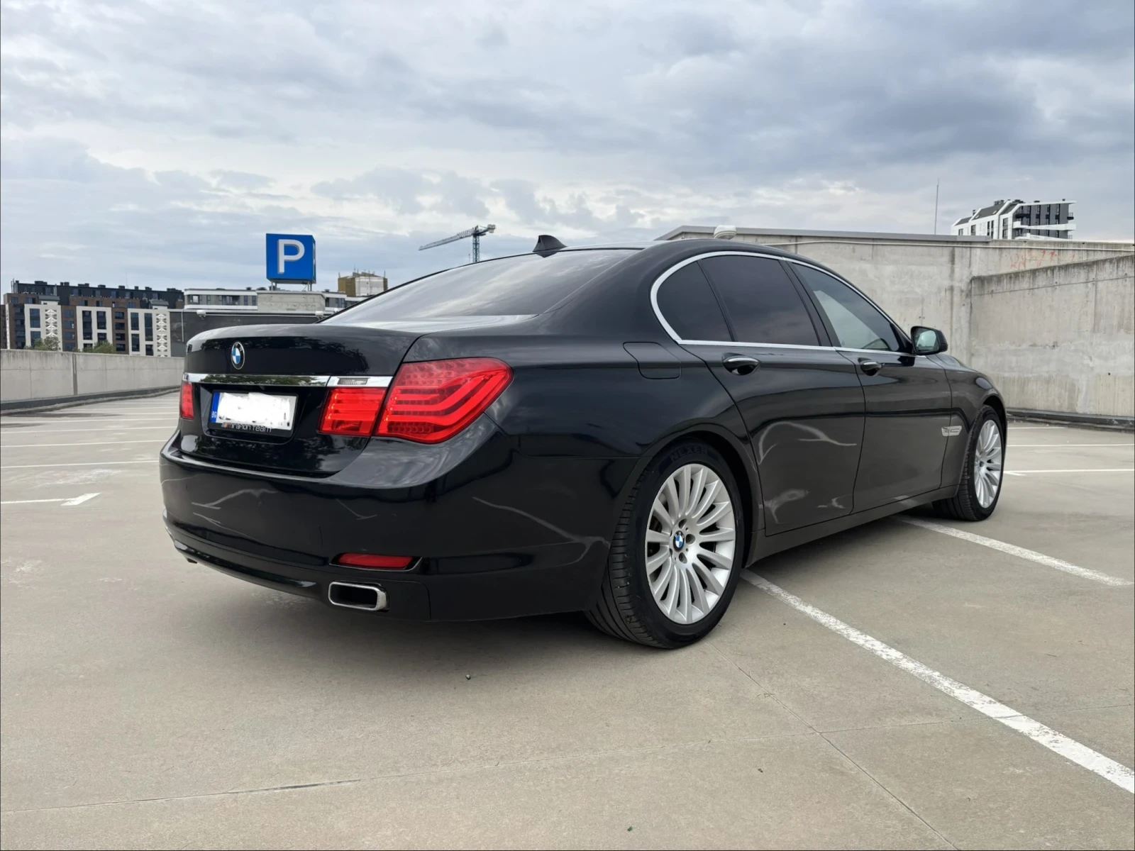 BMW 740 Reihe, снимка 3 - Автомобили и джипове - 56047090
