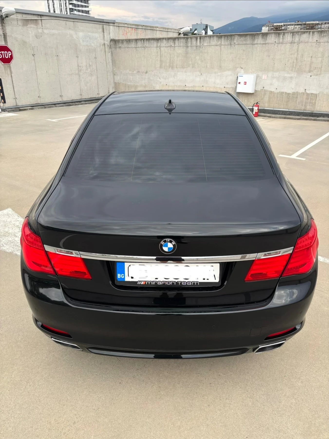 BMW 740 Reihe, снимка 6 - Автомобили и джипове - 56047090