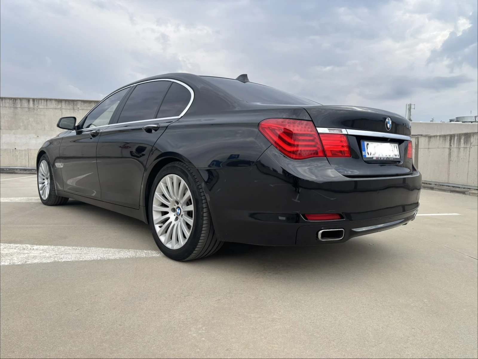 BMW 740 Reihe, снимка 4 - Автомобили и джипове - 56047090