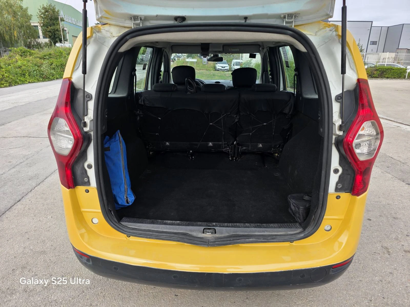 Dacia Lodgy 1.6 ГАЗ BRC - ФАБРИЧЕН; НАВИГАЦИЯ, снимка 6 - Автомобили и джипове - 56282451