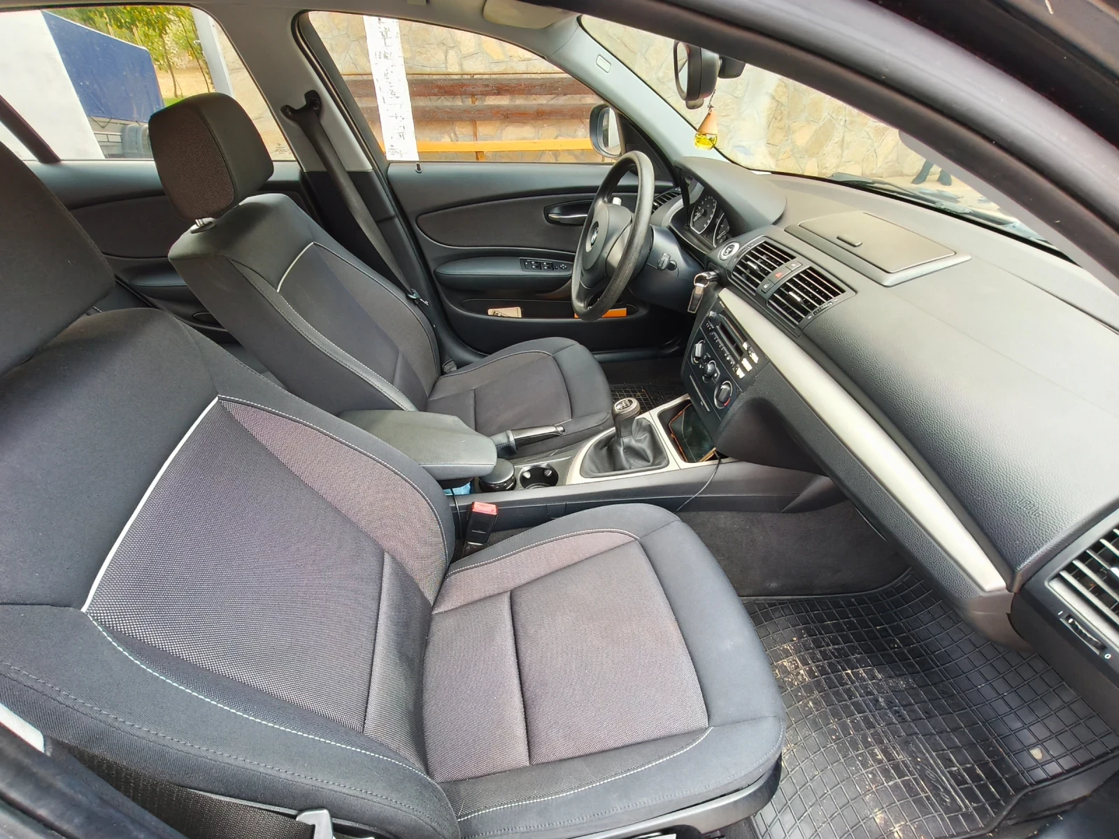 BMW 116 2.0i, снимка 10 - Автомобили и джипове - 56651923