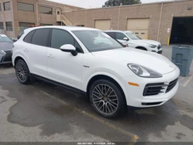 Porsche Cayenne E-HYBRID 