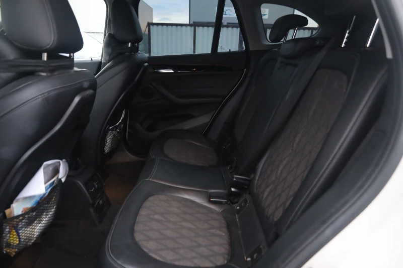 BMW X1 20d xDrive LED NAVI #KeyStart SzH PDK MY16 #iCarbg, снимка 9 - Автомобили и джипове - 51883219