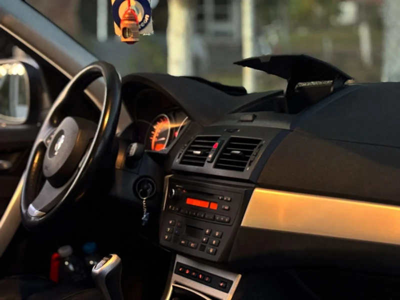 BMW X3, снимка 13 - Автомобили и джипове - 52264563