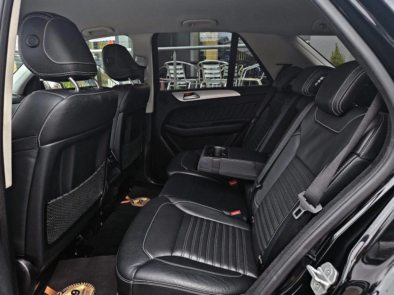 Mercedes-Benz GLE 350 AMG/GERMANY/9G/360CAMERA/AMBIENT/CAR PLAY/ПОДГР/LI, снимка 16 - Автомобили и джипове - 52554179