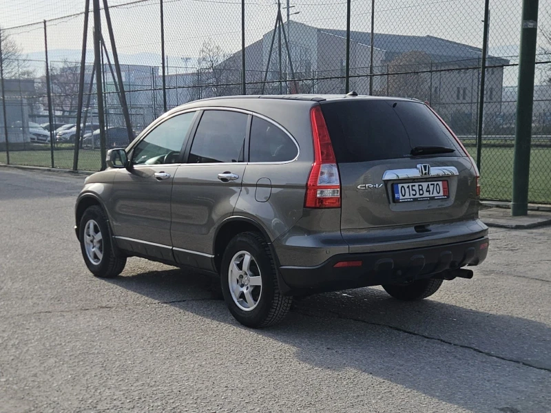 Honda Cr-v 2.0i-VTEC 4x4 Distronic Пълна сервизна в Хонда, снимка 8 - Автомобили и джипове - 52866113