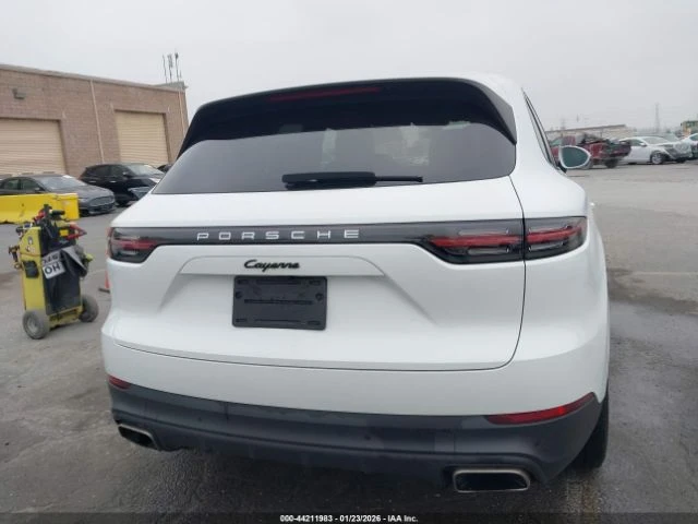 Porsche Cayenne E-HYBRID  - изображение 4