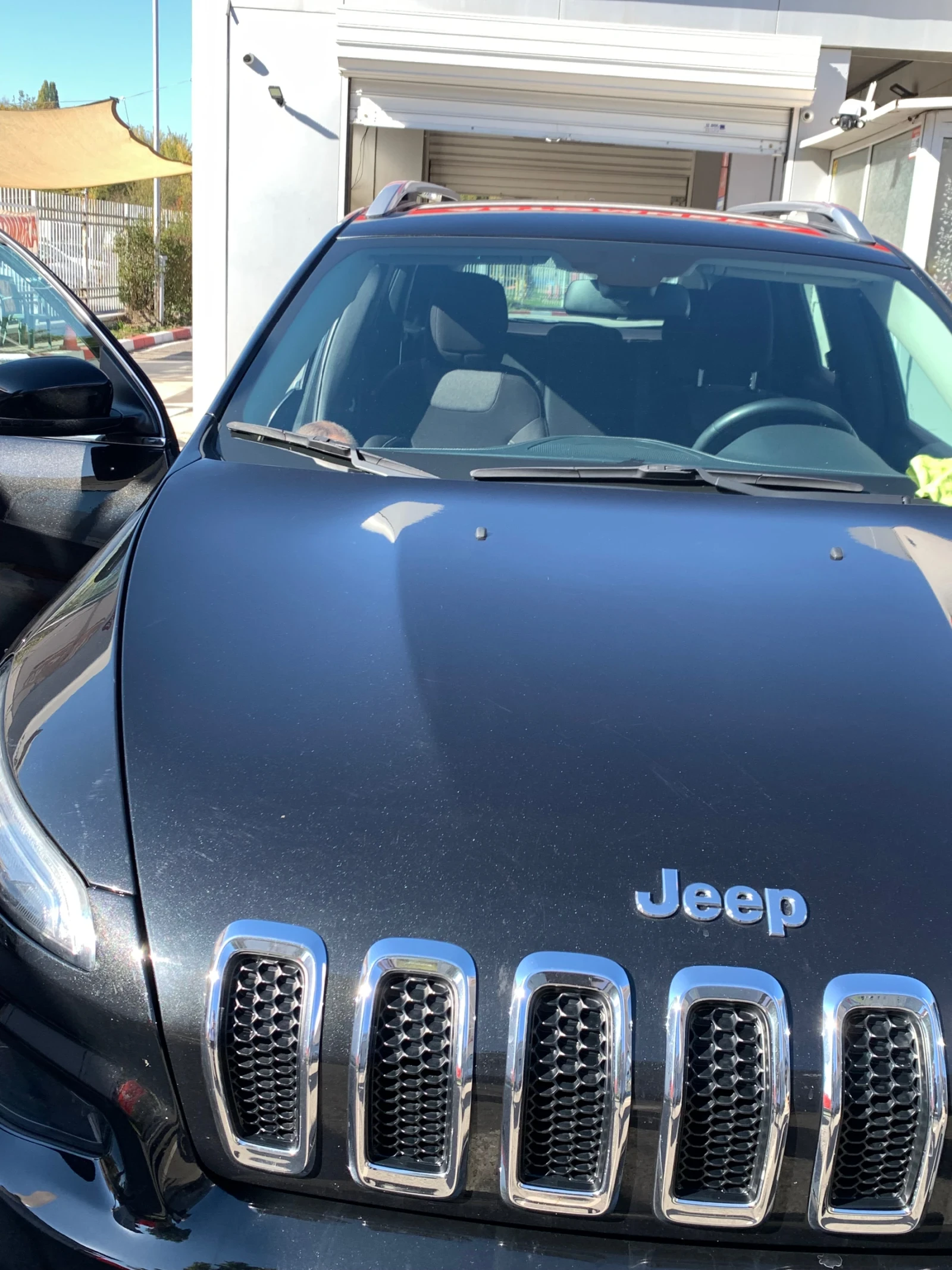 Jeep Cherokee  - изображение 2