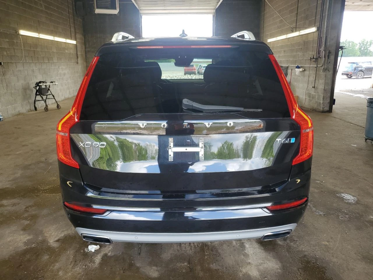 Volvo Xc90 T6 - изображение 2
