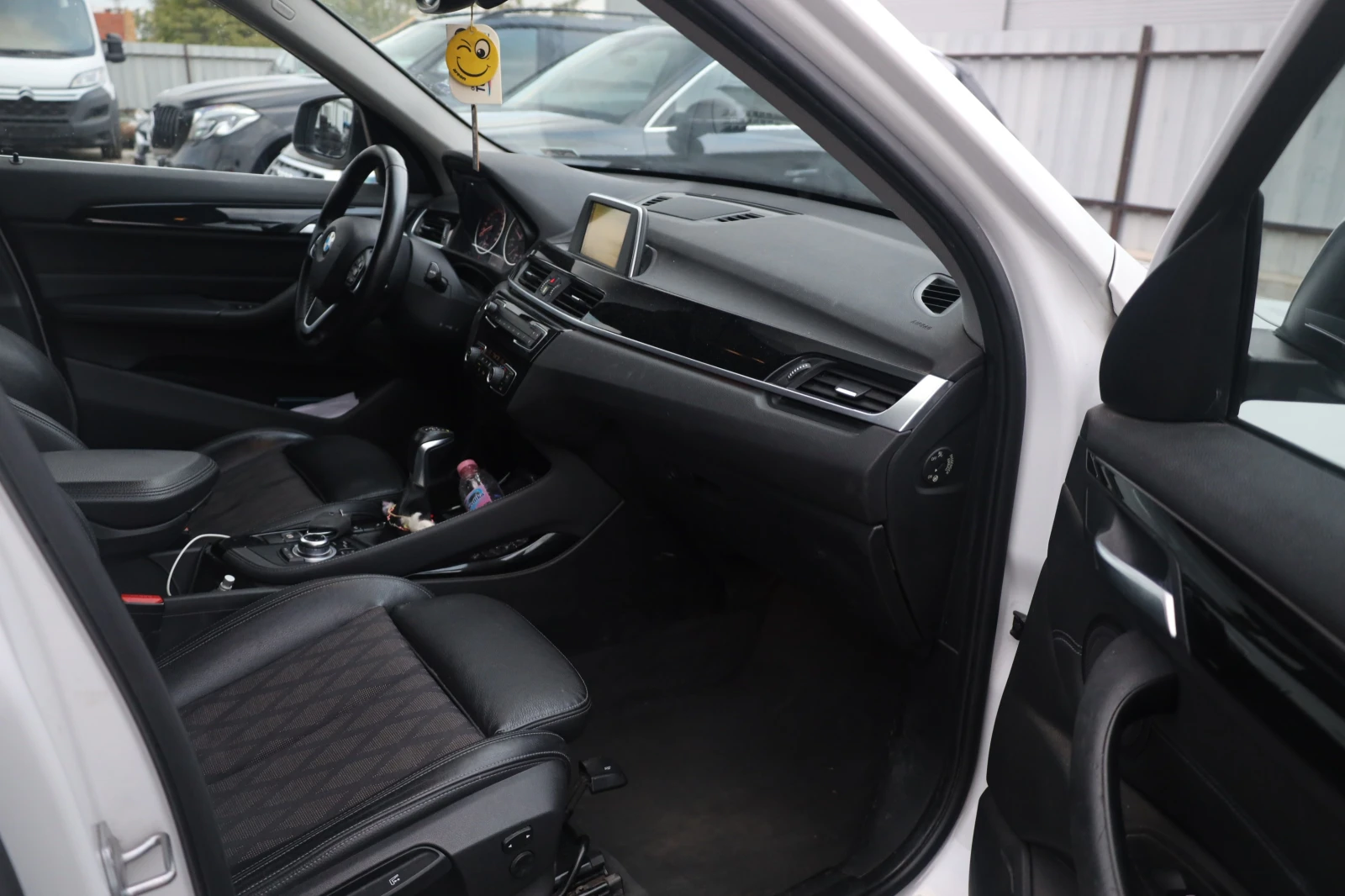 BMW X1 20d xDrive LED NAVI #KeyStart SzH PDK MY16 #iCarbg - изображение 7