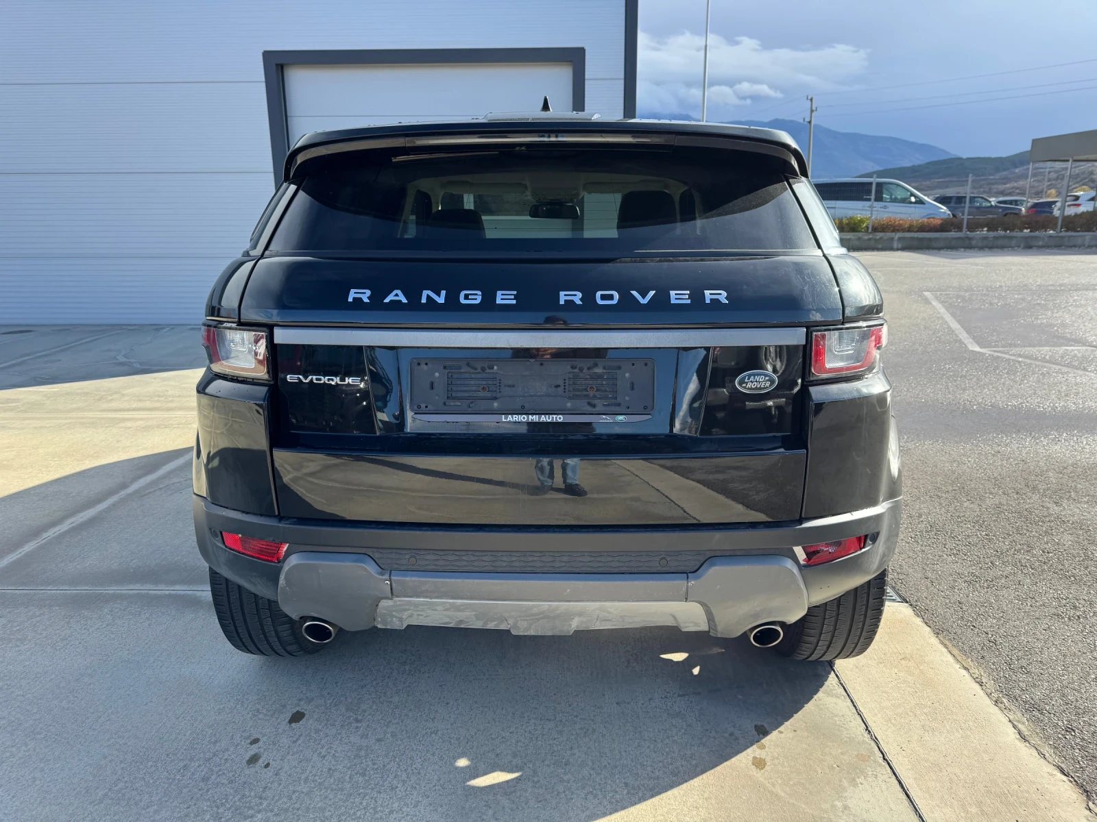 Land Rover Range Rover Evoque 2.0D 4x4 HSE EDITION - FACE LIFT - 136.000 km! - изображение 5