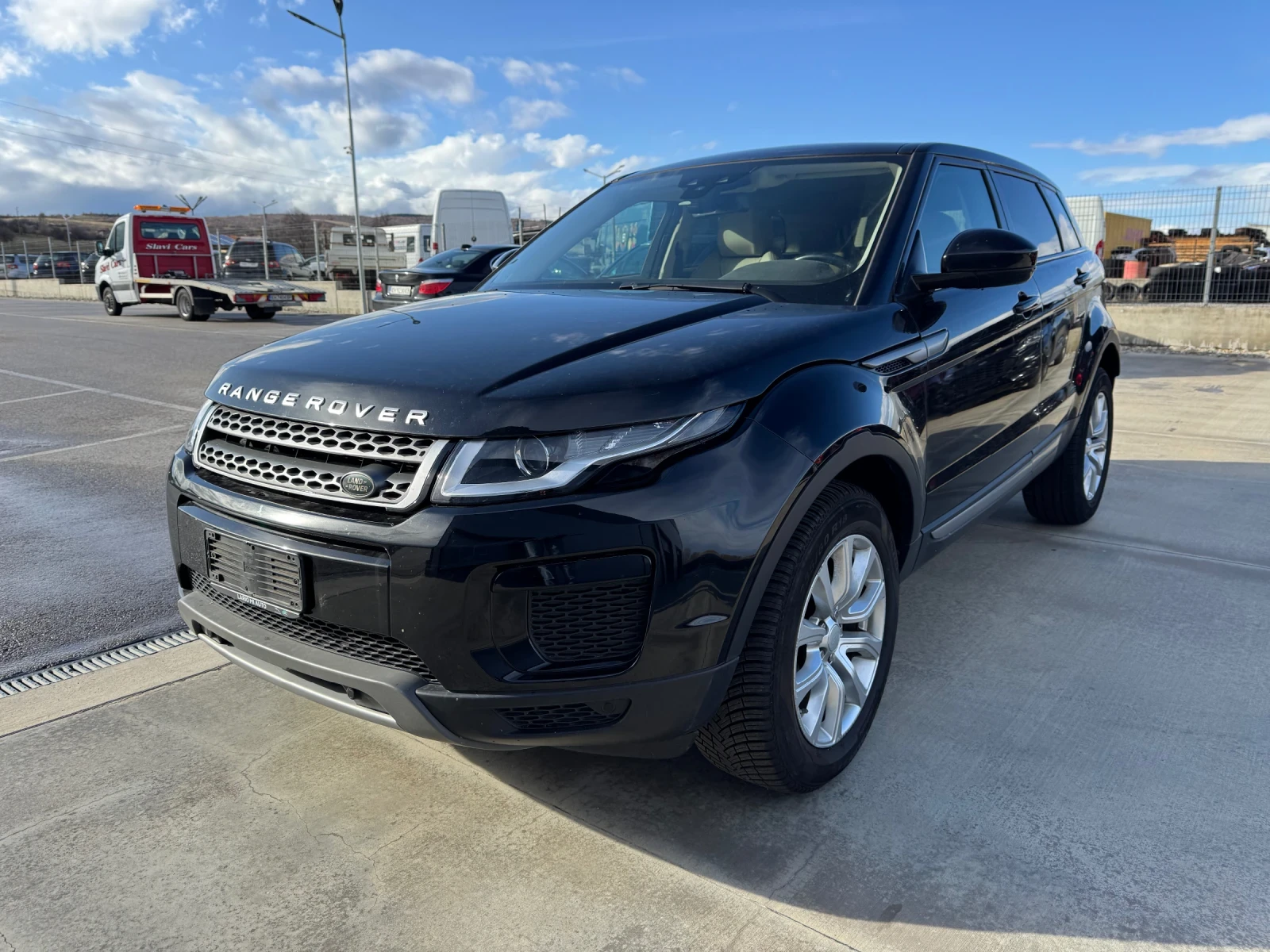 Land Rover Range Rover Evoque 2.0D 4x4 HSE EDITION - FACE LIFT - 136.000 km! - изображение 3