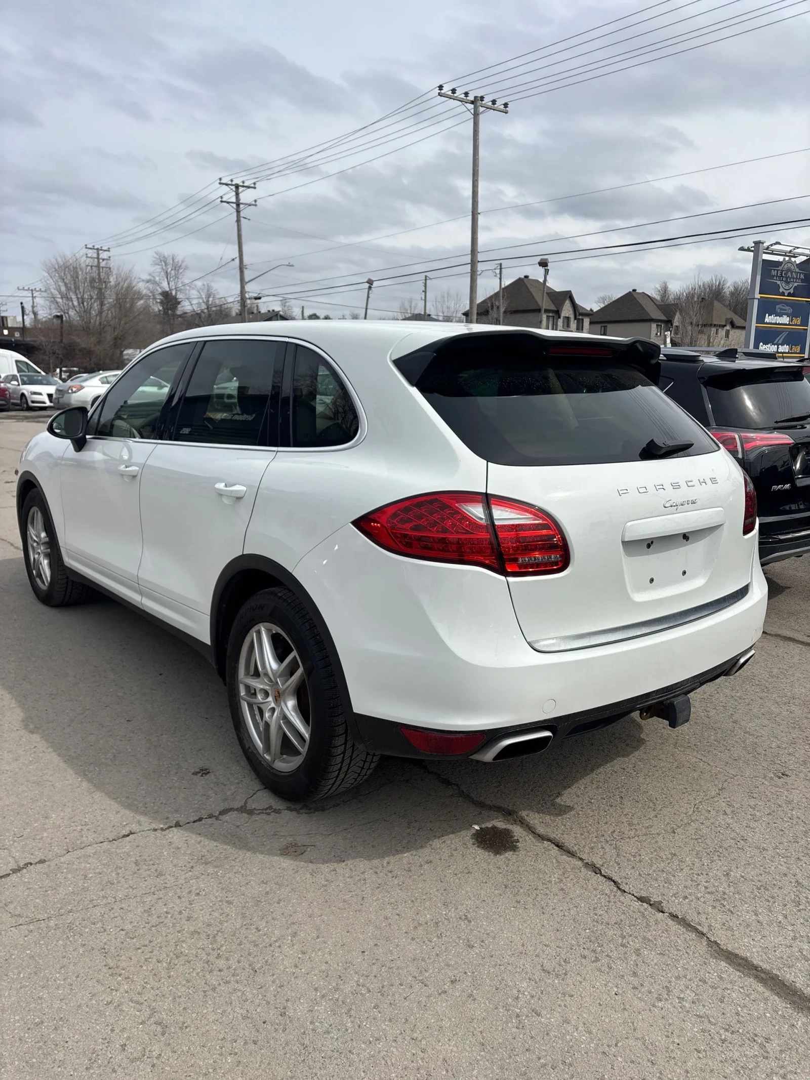 Porsche Cayenne * CARFAX* ДВА КЛЮЧА, снимка 4 - Автомобили и джипове - 54076952