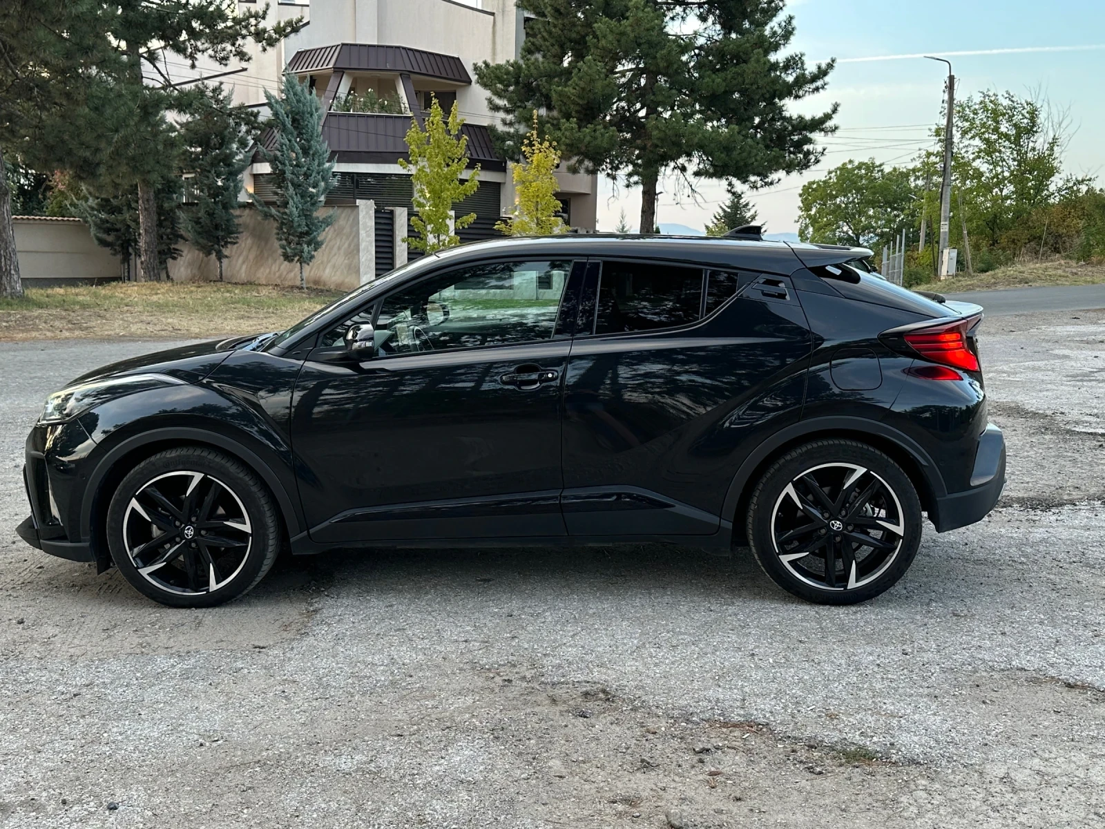 Toyota C-HR GR Sport, снимка 5 - Автомобили и джипове - 54239127