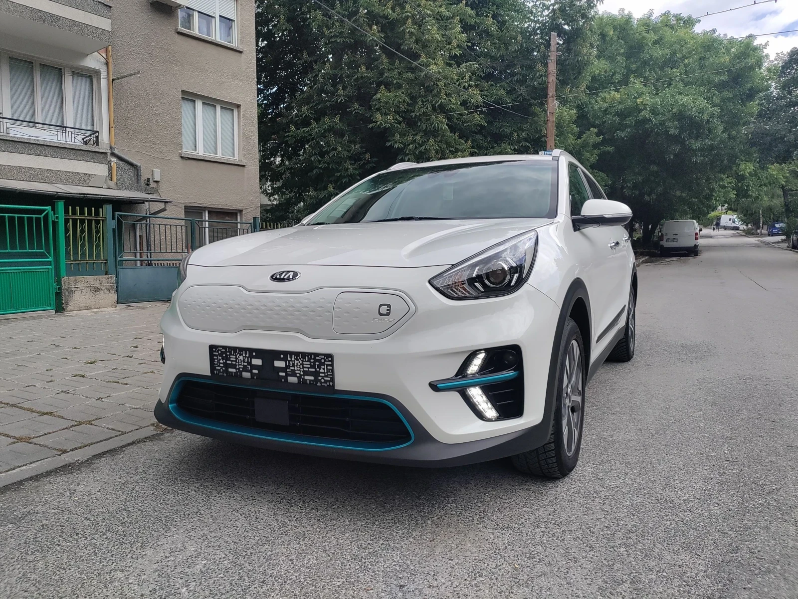Kia Niro Electro 204hp 65kwh Battery SOH 100% 2021, снимка 2 - Автомобили и джипове - 54618110