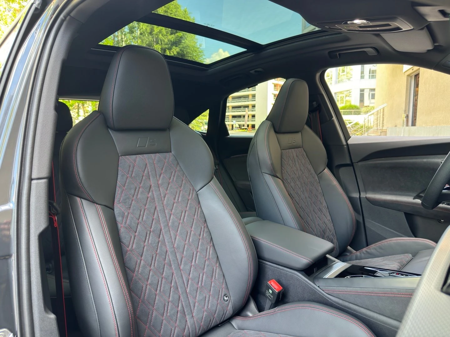 Audi SQ5 | Mobile.bg � ����������� 10