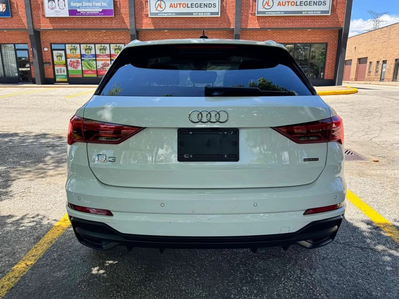 Audi Q3 * Progressiv * АВТОКРЕДИТ БЕЗ ПЪРВОНАЧАЛНА ВНОСКА*, снимка 4 - Автомобили и джипове - 54804403