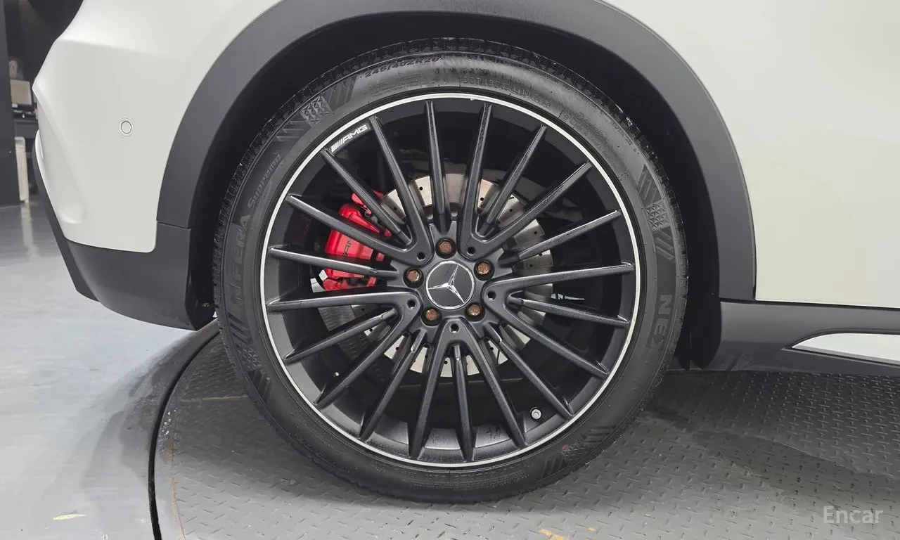 Mercedes-Benz GLA 45 AMG ПОДГРЕВ| ДИСТРОНИК* КРАЙНА ЦЕНА ДО СОФИЯ, снимка 12 - Автомобили и джипове - 55839075