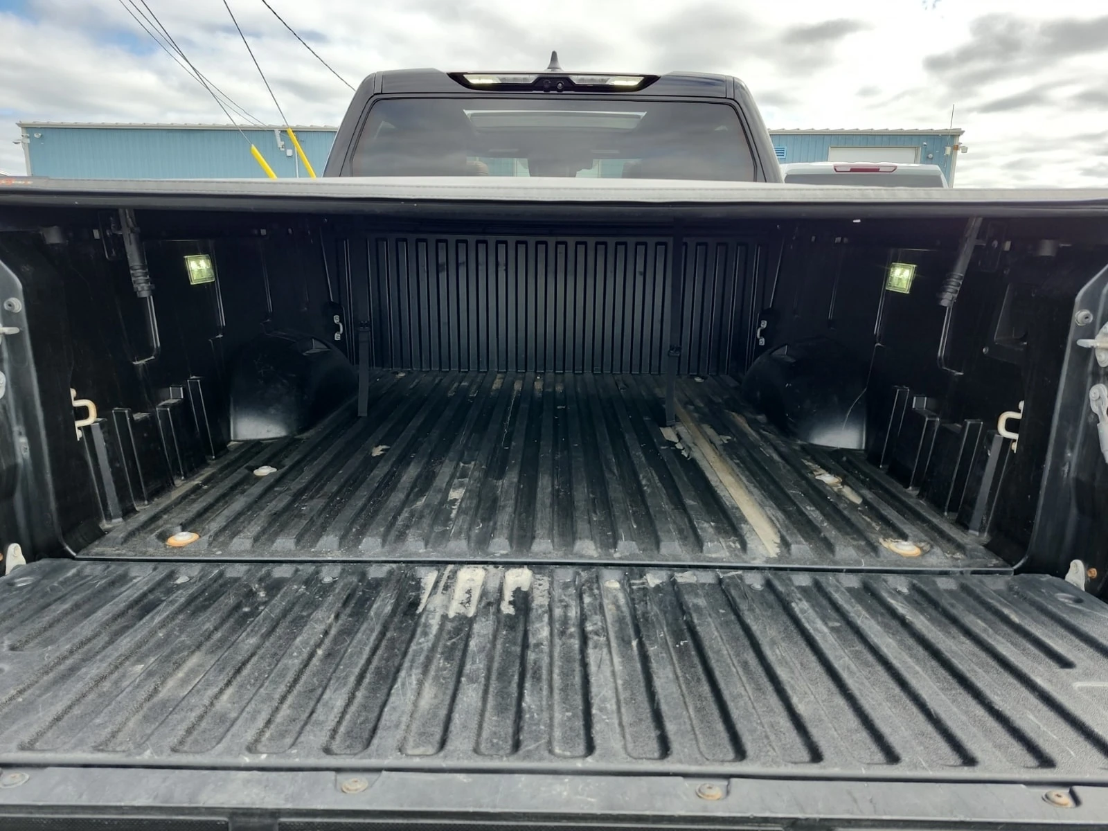 Toyota Tundra * 4x4 Crewmax Platinum Crew Cab Short Bed * CARFAX | Mobile.bg � ����������� 14