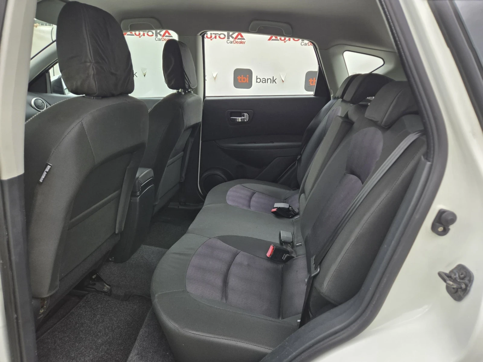 Nissan Qashqai 1.6i-117кс= ФАБРИЧНА ГАЗ= АВТОПИЛОТ= ПАРКТРОНИК, снимка 9 - Автомобили и джипове - 56201207
