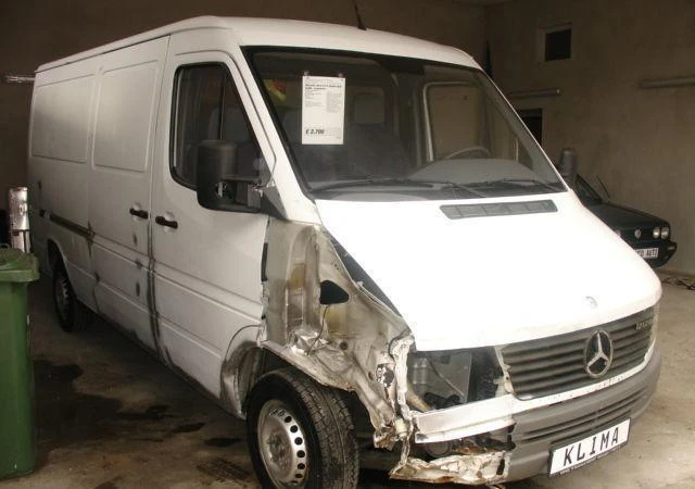 Mercedes-Benz Sprinter 210 212,312,313,416, снимка 2 - Бусове и автобуси - 887697