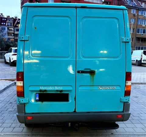 Mercedes-Benz Sprinter 208 Mercedes‑Benz 2.2 - изображение 7