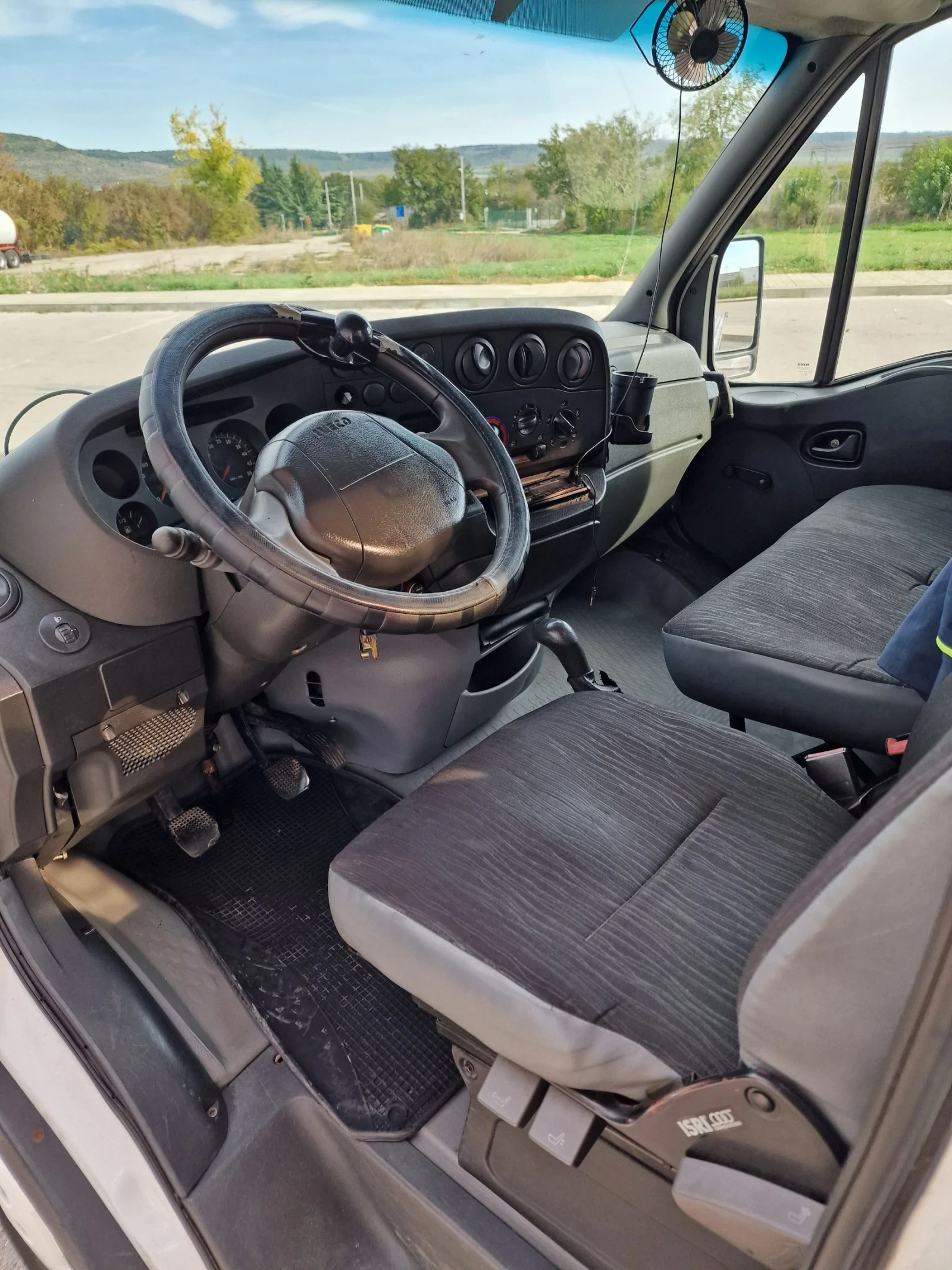 Iveco 35c13 2.8 - изображение 8