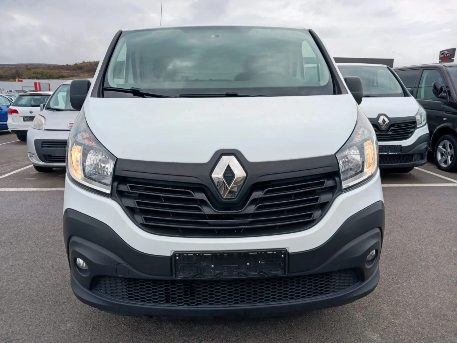 Renault Trafic 1.6 dci - изображение 3