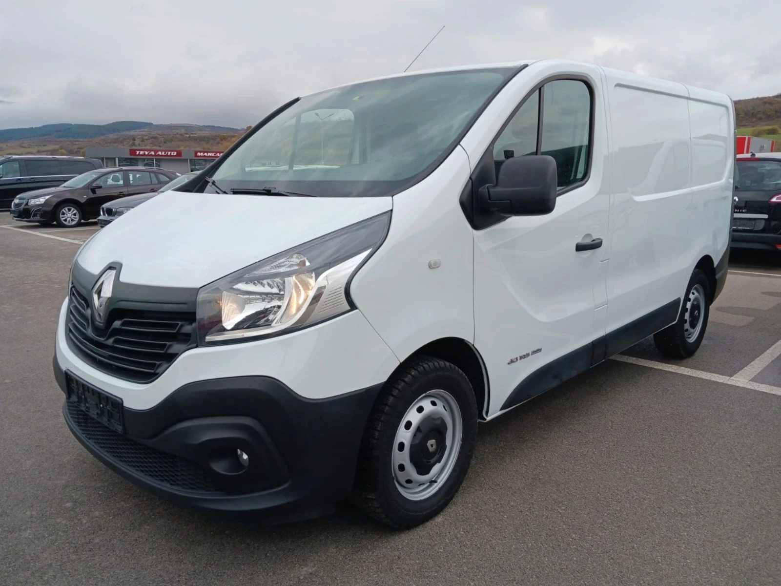 Renault Trafic 1.6 dci - изображение 2