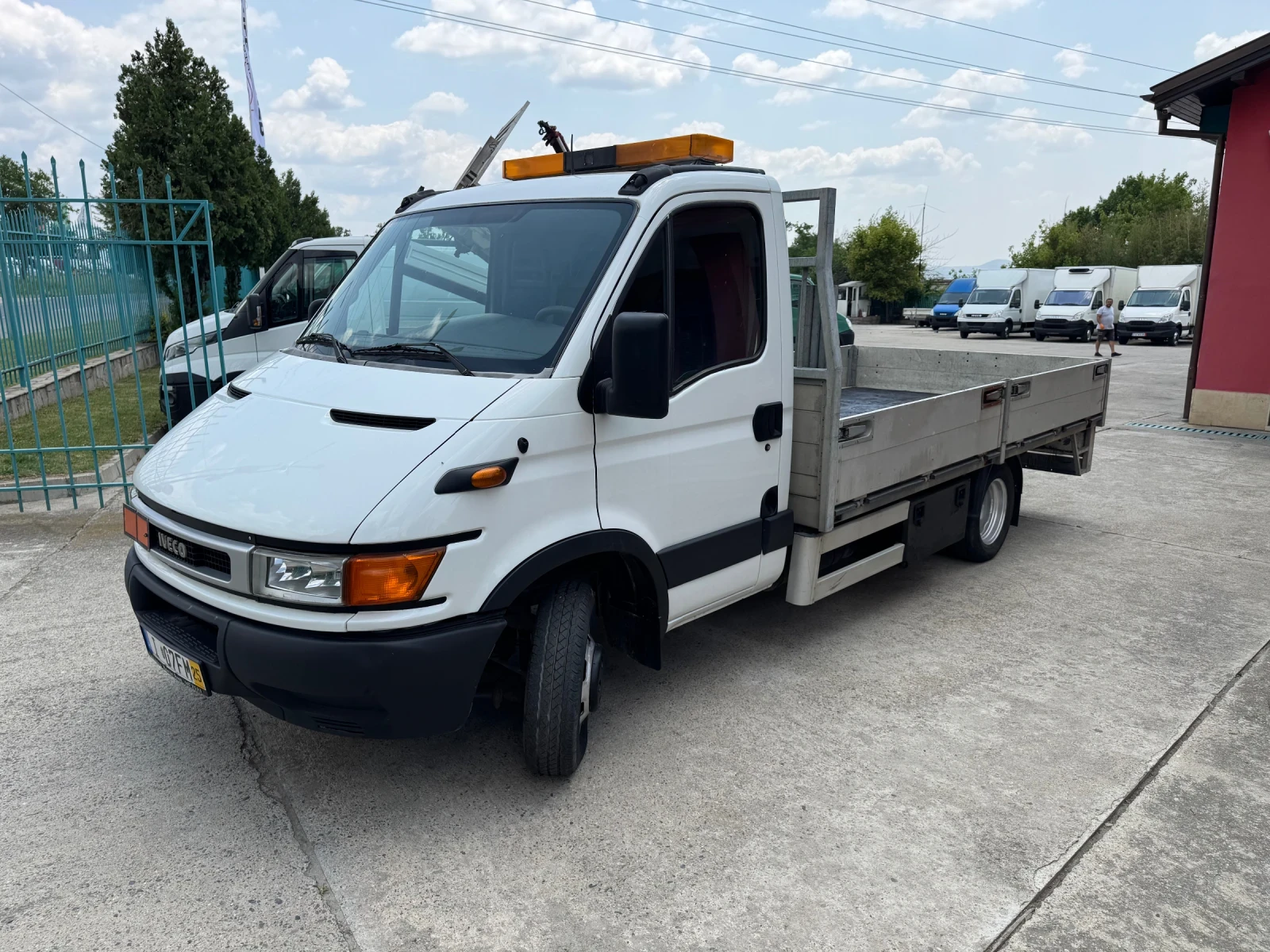 Iveco Daily 2.8HPI* 35c13* 3.90 метра каросерия - изображение 4