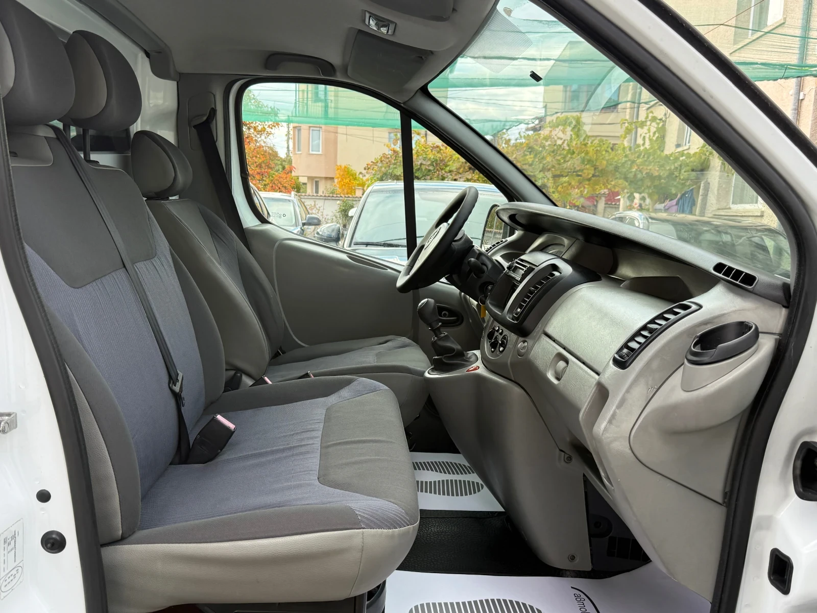 Opel Vivaro 2.0CDTI  | Mobile.bg   12