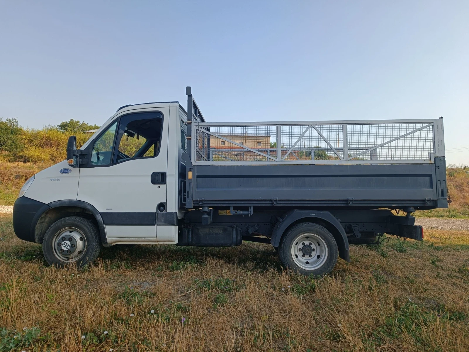 Iveco 3510 2.3 HPi Самосвал / Двойна гума, снимка 5 - Бусове и автобуси - 55569007