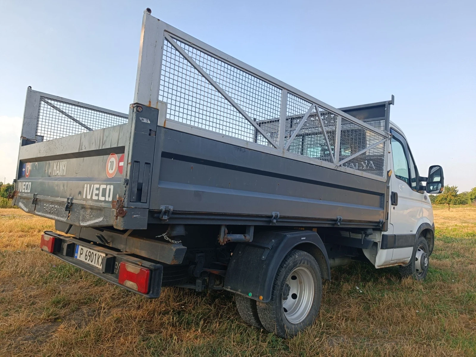 Iveco 3510 2.3 HPi Самосвал / Двойна гума, снимка 8 - Бусове и автобуси - 55569007