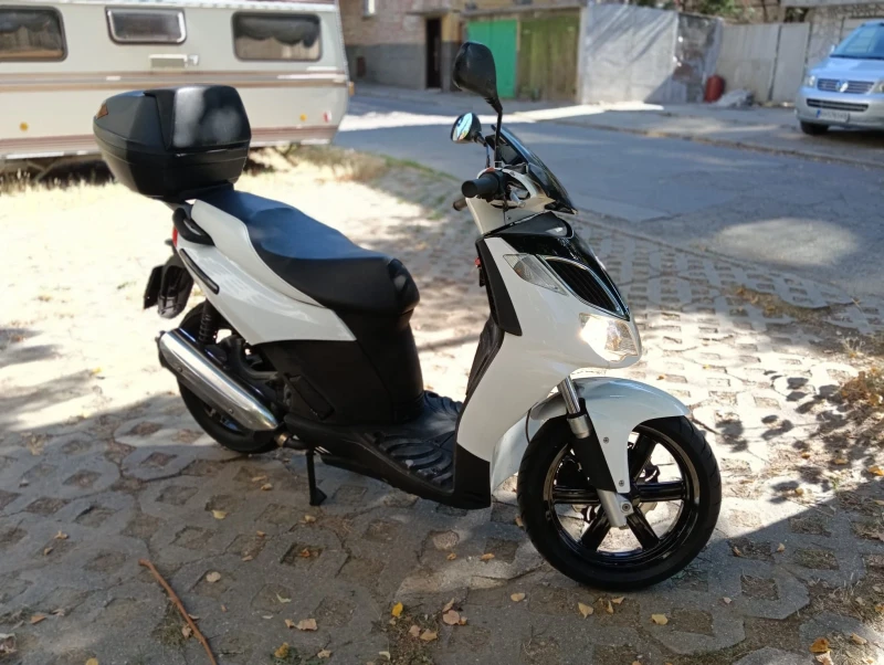 Aprilia 200 Spertcity