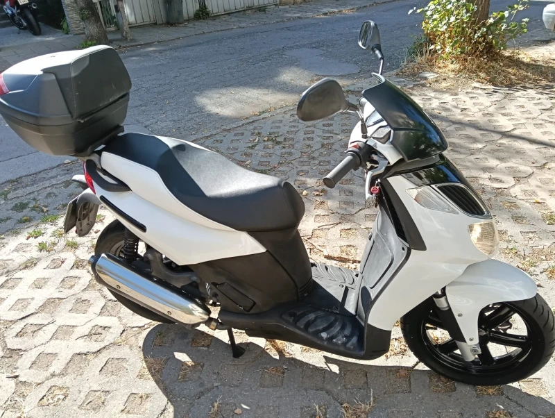 Aprilia 200 Spertcity, снимка 8 - Мотоциклети и мототехника - 52503389