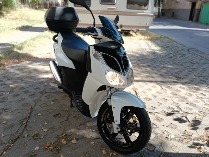 Aprilia 200 Spertcity, снимка 3 - Мотоциклети и мототехника - 52503389