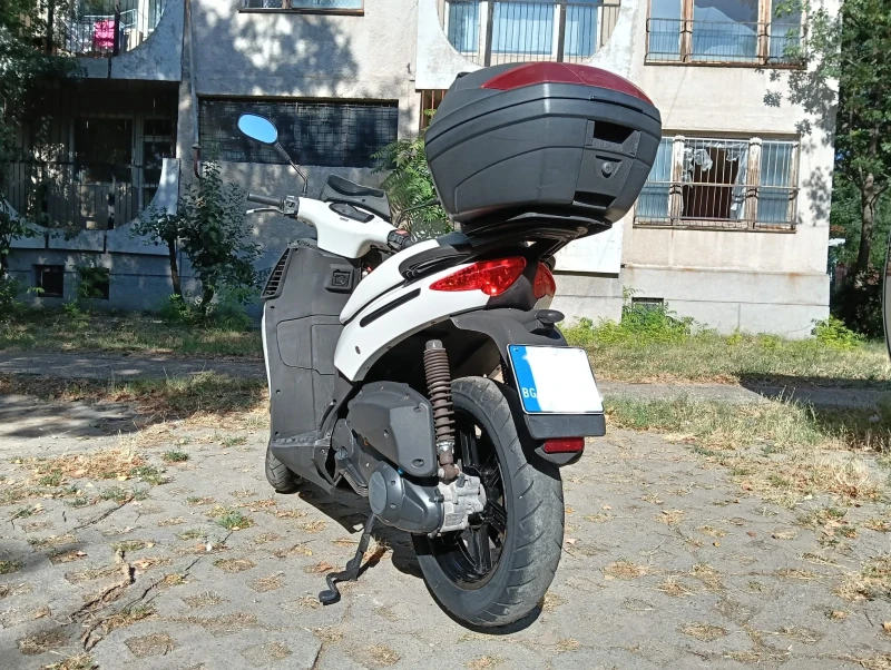 Aprilia 200 Spertcity, снимка 6 - Мотоциклети и мототехника - 52503389