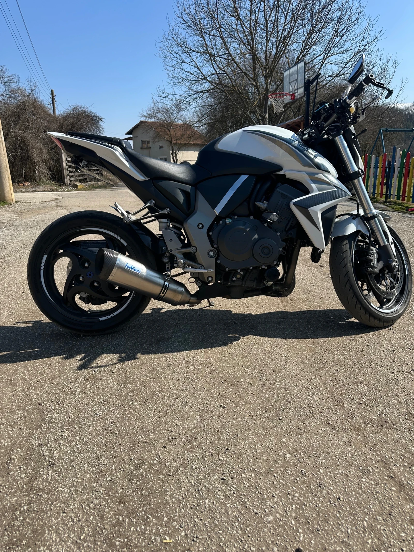 Honda Cb Cb1000r, снимка 4 - Мотоциклети и мототехника - 53748052