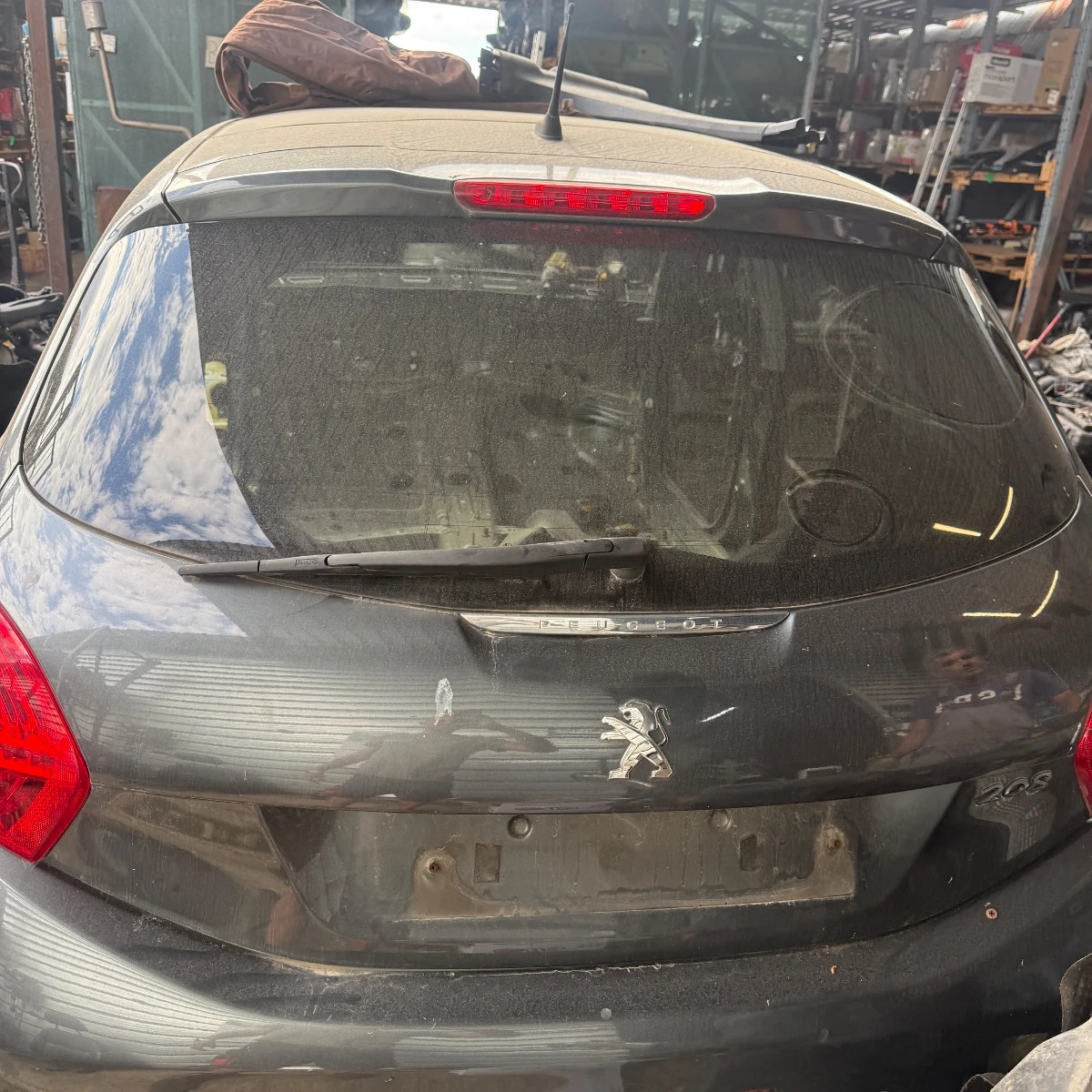 Заден капак пета врата за Peugeot 208 1784-1784