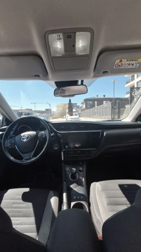 Toyota Auris, снимка 7