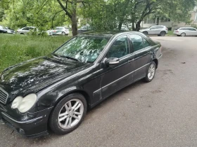 Mercedes-Benz C 180, снимка 2